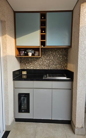 Apartamento à venda com 95m², 3 quartos e 2 vagasVaranda