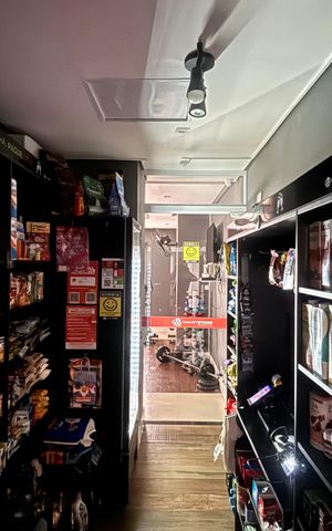 Apartamento à venda com 50m², 2 quartos e 1 vagamercado