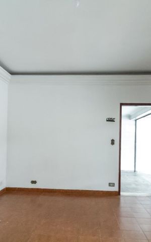 Casa à venda com 280m², 3 quartos e 4 vagasSala