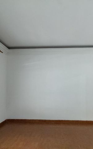 Casa à venda com 280m², 3 quartos e 4 vagasSala