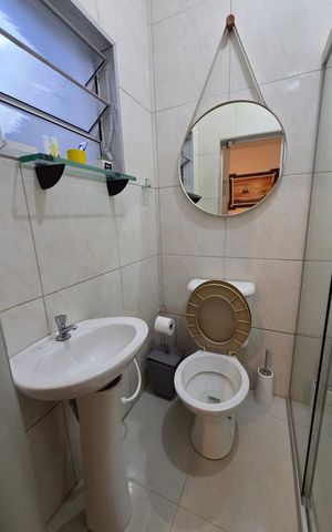 Casa para alugar com 90m², 1 quarto e 1 vaga Casa para alugar com 90m², 1 quarto e 1 vagaBanheiro