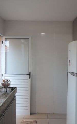 Apartamento à venda com 100m², 2 quartos e 2 vagasCozinha