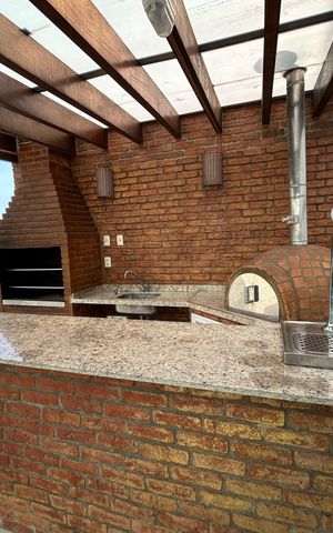 Apartamento à venda com 160m², 4 quartos e 2 vagasÁrea comum - Churrasqueira