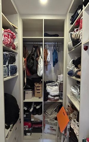 Apartamento à venda com 160m², 4 quartos e 2 vagasCloset da suíte 1