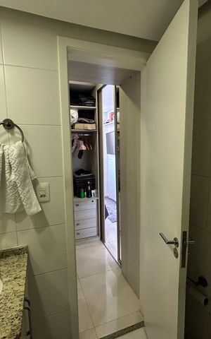 Apartamento à venda com 160m², 4 quartos e 2 vagasBanheiro da Suíte 1