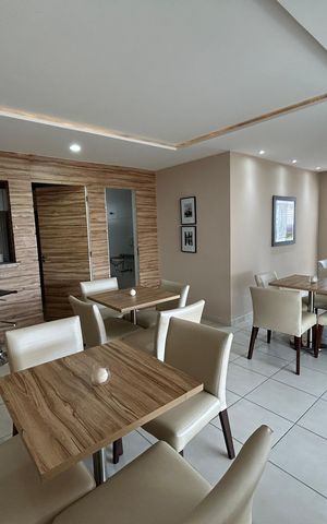 Apartamento à venda com 160m², 4 quartos e 2 vagasÁrea comum - Salão de festas