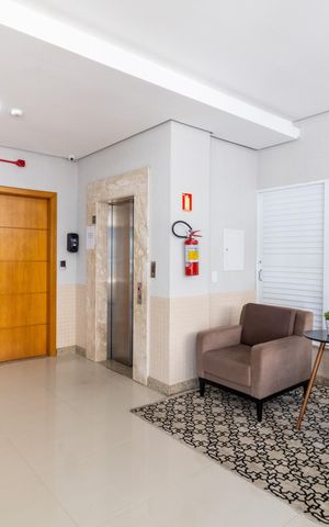 Apartamento à venda com 103m², 3 quartos e 2 vagas Apartamento à venda com 103m², 3 quartos e 2 vagasHall de entrada