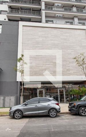Studio para alugar com 29m², 1 quarto e sem vaga Studio para alugar com 29m², 1 quarto e sem vagaFachada