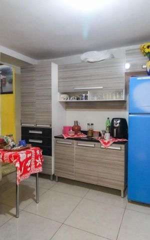 Casa à venda com 150m², 3 quartos e 1 vaga Casa à venda com 150m², 3 quartos e 1 vagaCozinha