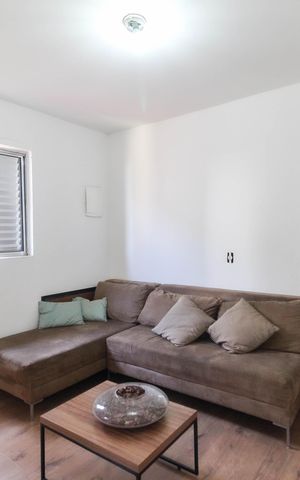 Casa à venda com 150m², 3 quartos e 1 vaga Casa à venda com 150m², 3 quartos e 1 vagaSala