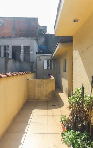 Casa à venda com 150m², 3 quartos e 1 vaga Casa à venda com 150m², 3 quartos e 1 vagaVaranda do Quarto 1