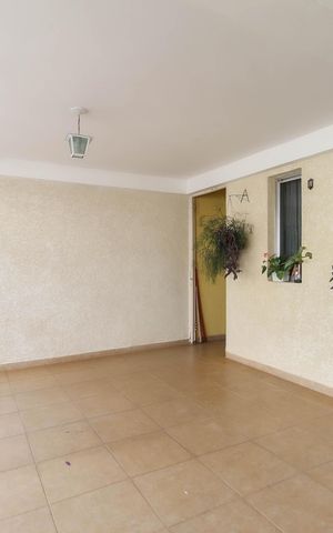 Casa à venda com 150m², 3 quartos e 1 vaga Casa à venda com 150m², 3 quartos e 1 vagaGaragem