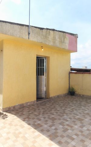Casa à venda com 150m², 3 quartos e 1 vaga Casa à venda com 150m², 3 quartos e 1 vagaVaranda do Quarto 1