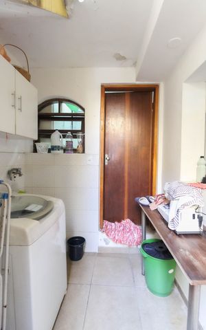 Casa à venda com 150m², 3 quartos e 1 vaga Casa à venda com 150m², 3 quartos e 1 vagaÁrea de Serviço