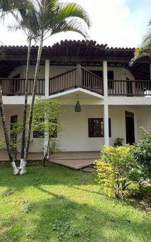 Casa de condomínio para alugar com 2000m², 3 quartos e 5 vagas