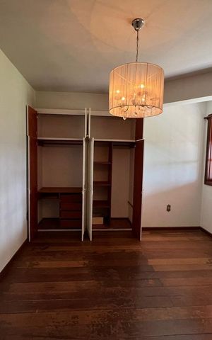 Casa de condomínio para alugar com 2000m², 3 quartos e 5 vagas