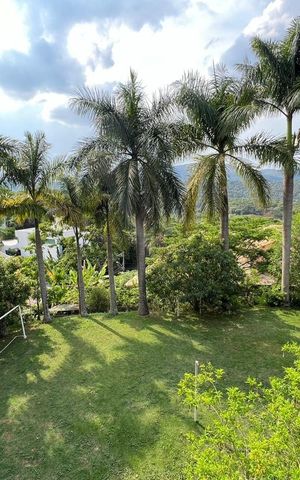 Casa de condomínio para alugar com 2000m², 3 quartos e 5 vagas