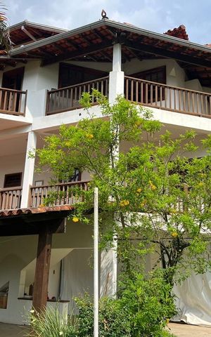 Casa de condomínio para alugar com 2000m², 3 quartos e 5 vagas