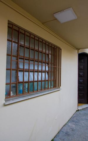 Casa para alugar com 198m², 2 quartos e 2 vagas Casa para alugar com 198m², 2 quartos e 2 vagasCorredor externo
