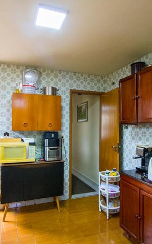 Casa para alugar com 198m², 2 quartos e 2 vagas Casa para alugar com 198m², 2 quartos e 2 vagasCopa