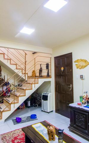 Casa para alugar com 198m², 2 quartos e 2 vagas Casa para alugar com 198m², 2 quartos e 2 vagasSala