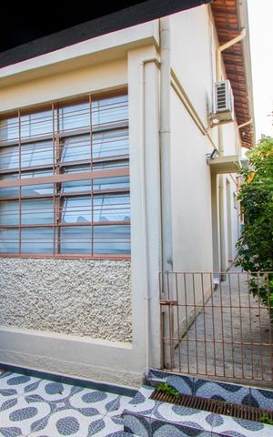 Casa para alugar com 198m², 2 quartos e 2 vagas Casa para alugar com 198m², 2 quartos e 2 vagasGaragem