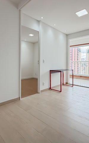Apartamento à venda com 38m², 1 quarto e 1 vaga Apartamento à venda com 38m², 1 quarto e 1 vagaSala