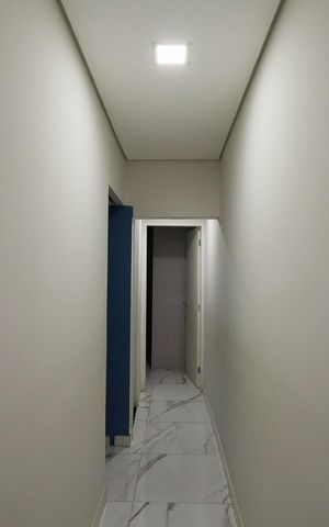 Casa à venda com 250m², 4 quartos e 1 vagaCorredor