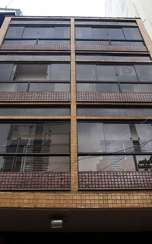 Apartamento para alugar com 110m², 3 quartos e sem vagaFachada