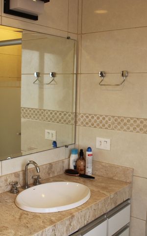 Apartamento à venda com 314m², 4 quartos e 4 vagasBanheiro 2