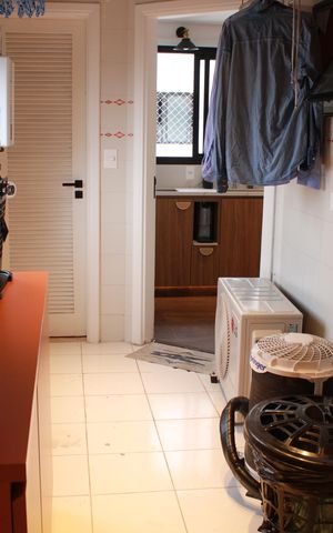 Apartamento à venda com 314m², 4 quartos e 4 vagasÁrea de Serviço