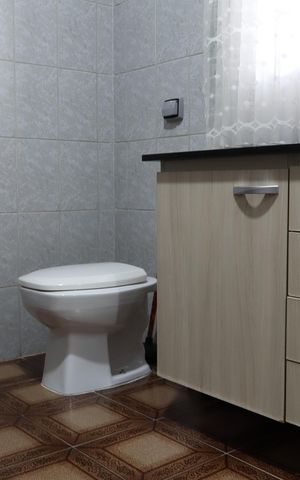 Casa para alugar com 260m², 3 quartos e 2 vagasBanheiro