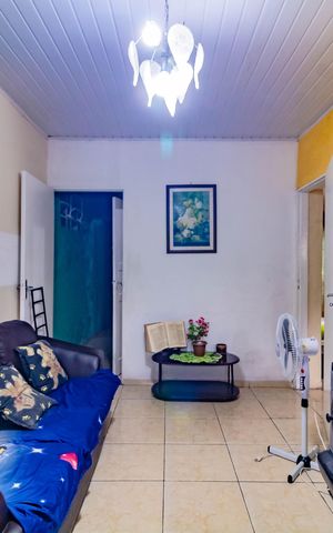 Casa à venda com 150m², 2 quartos e sem vaga