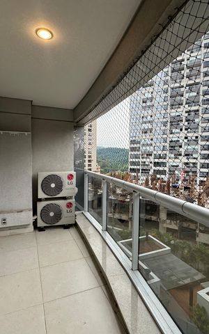 Apartamento à venda com 70m², 2 quartos e 1 vaga Apartamento à venda com 70m², 2 quartos e 1 vagaVaranda da Sala