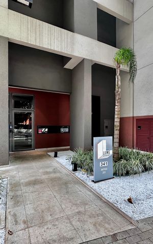 Studio para alugar com 24m², 1 quarto e sem vaga Studio para alugar com 24m², 1 quarto e sem vagaFachada