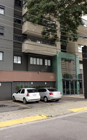Apartamento à venda com 105m², 3 quartos e 2 vagasFachada