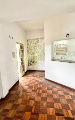 Casa à venda com 419m², 5 quartos e 4 vagas Casa à venda com 419m², 5 quartos e 4 vagasSala/Cozinha 2