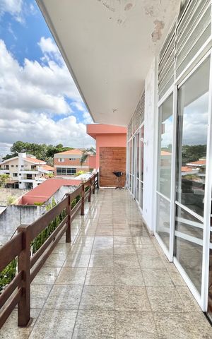 Casa à venda com 419m², 5 quartos e 4 vagas Casa à venda com 419m², 5 quartos e 4 vagasVaranda da Sala