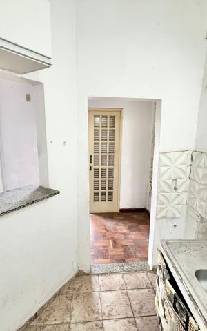 Casa à venda com 419m², 5 quartos e 4 vagas Casa à venda com 419m², 5 quartos e 4 vagasSala/Cozinha 2