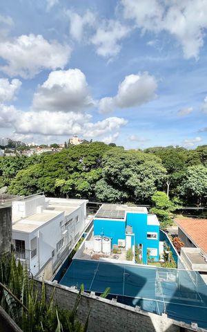 Casa à venda com 419m², 5 quartos e 4 vagas Casa à venda com 419m², 5 quartos e 4 vagasVaranda da Sala