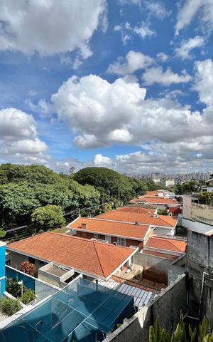 Casa à venda com 419m², 5 quartos e 4 vagas Casa à venda com 419m², 5 quartos e 4 vagasVaranda da Sala