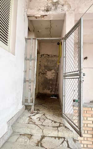 Casa à venda com 419m², 5 quartos e 4 vagas Casa à venda com 419m², 5 quartos e 4 vagasCorredor
