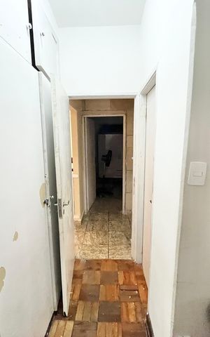 Casa à venda com 419m², 5 quartos e 4 vagas Casa à venda com 419m², 5 quartos e 4 vagasQuarto 1 - Suíte