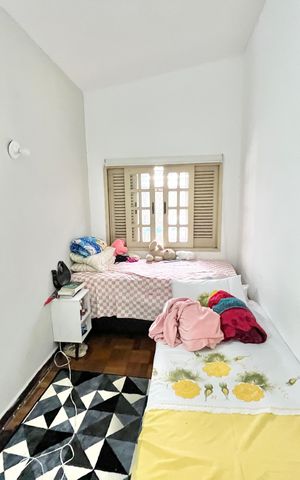 Casa à venda com 419m², 5 quartos e 4 vagas Casa à venda com 419m², 5 quartos e 4 vagasQuarto 1 - Suíte