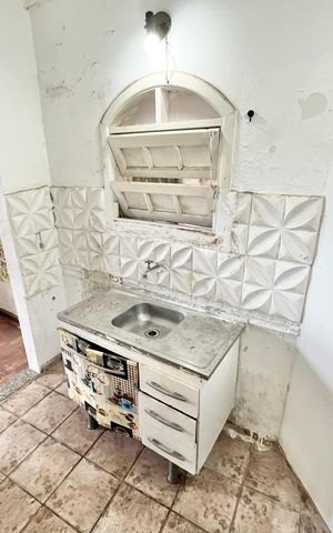 Casa à venda com 419m², 5 quartos e 4 vagas Casa à venda com 419m², 5 quartos e 4 vagasSala/Cozinha 2