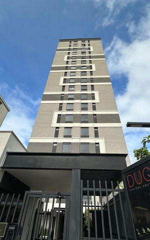 Apartamento à venda com 70m², 2 quartos e 2 vagas Apartamento à venda com 70m², 2 quartos e 2 vagasFachada e portaria