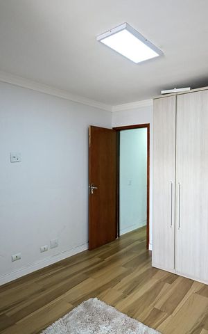 Casa à venda com 125m², 3 quartos e 2 vagasSuíte 2