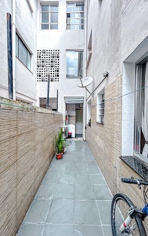Apartamento à venda com 58m², 1 quarto e sem vagaÁrea externa