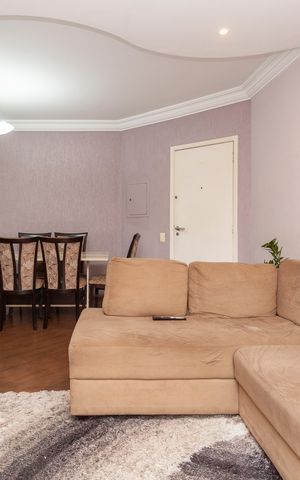 Apartamento à venda com 69m², 2 quartos e 3 vagasSala