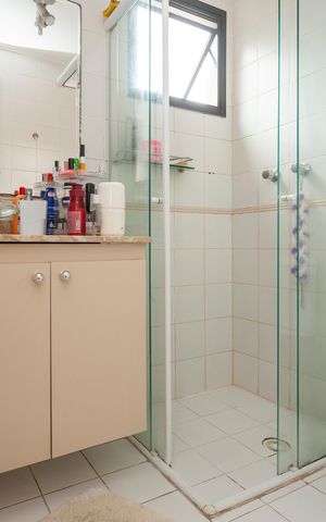 Apartamento à venda com 69m², 2 quartos e 3 vagasBanheiro da Suíte